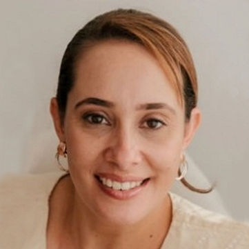 Dra. Heloisa Pereira